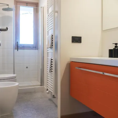 Casa Monre Semesterbostad Vezza d'Alba